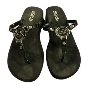 MICHAEL KORS Womens Size 8 Black Patent Flip Flop Sandals Shoes Silver‎ Logo